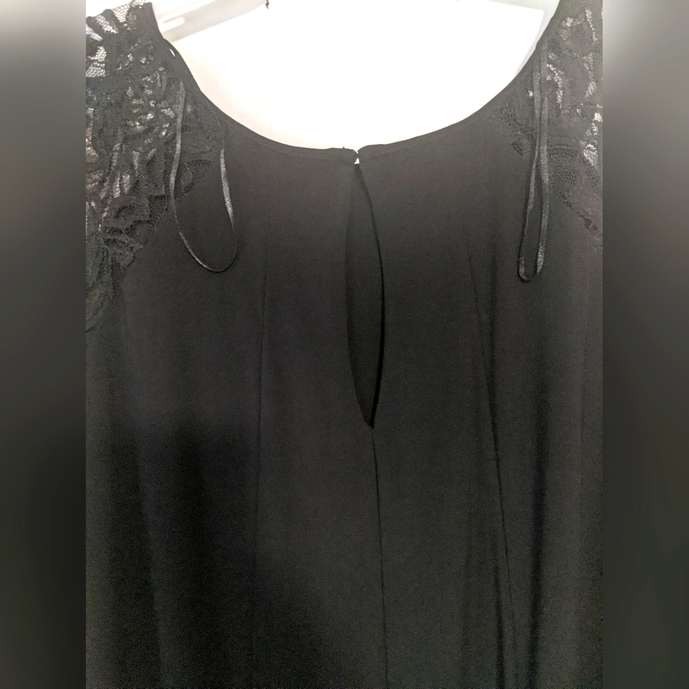 Julian Taylor Women's Plus Size 24W Black Flowy Lace Dress - Picture 6 of 6